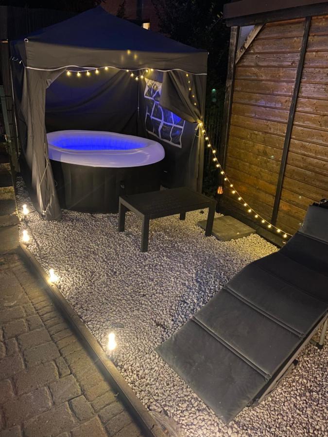 Wohnen Direkt An Der Rheinpromenade Mit Whirlpool Und Sauna Gotterswickerhamm Eksteriør bilde
